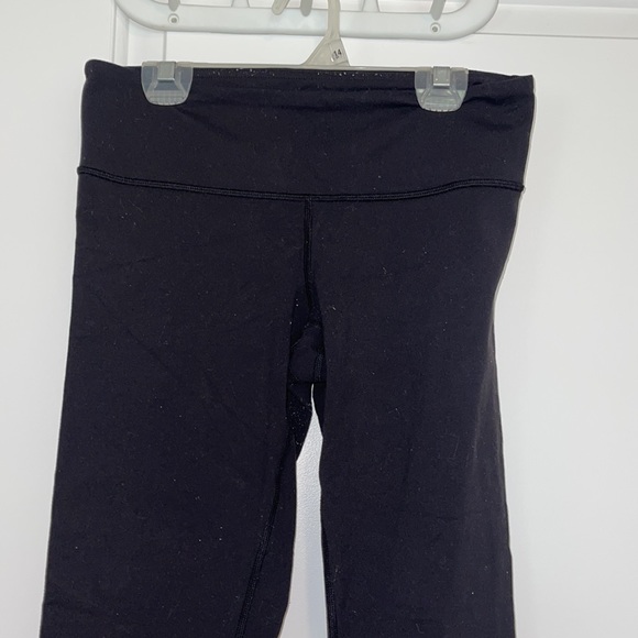 Lululemon Crop Leggings - Picture 2 of 6